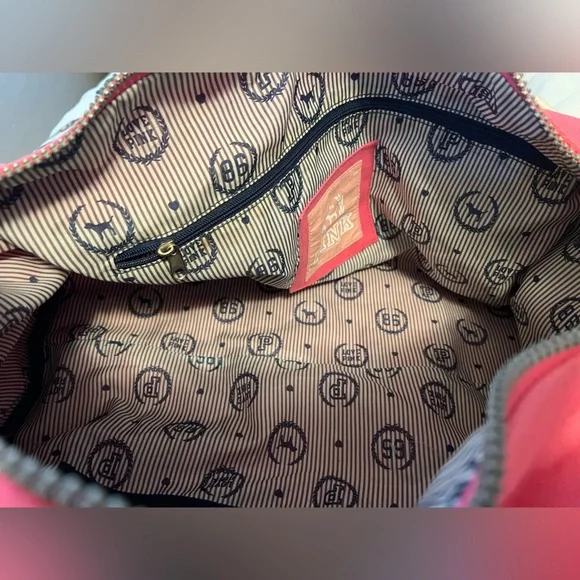 Y2K 2000s VS PINK Duffle Bag - Picture 8 of 8